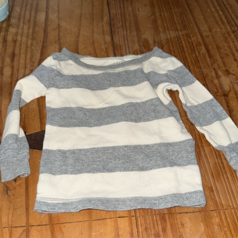 Long sleeve 3-6 month shirt